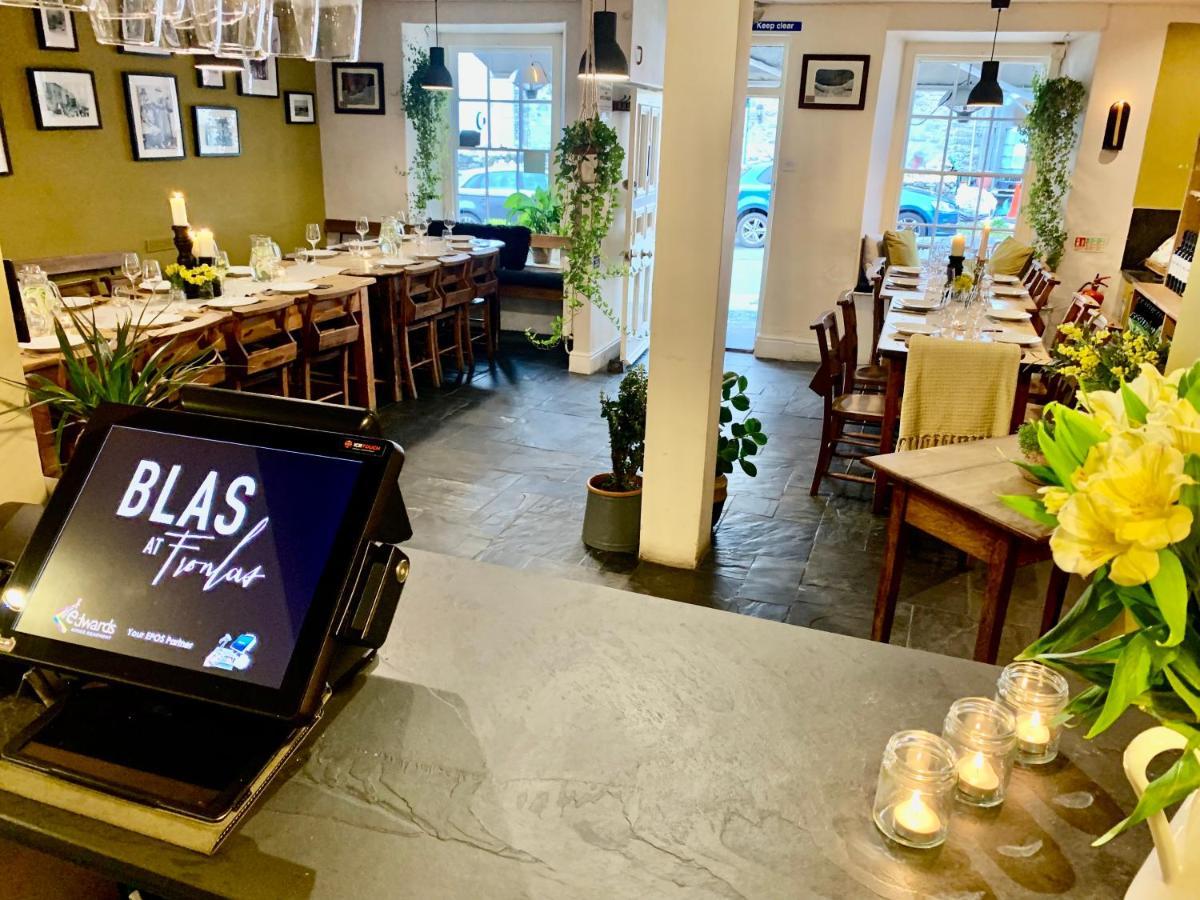 Blas At Fronlas Cafe - The Heart Of Newport Newport  Exterior foto